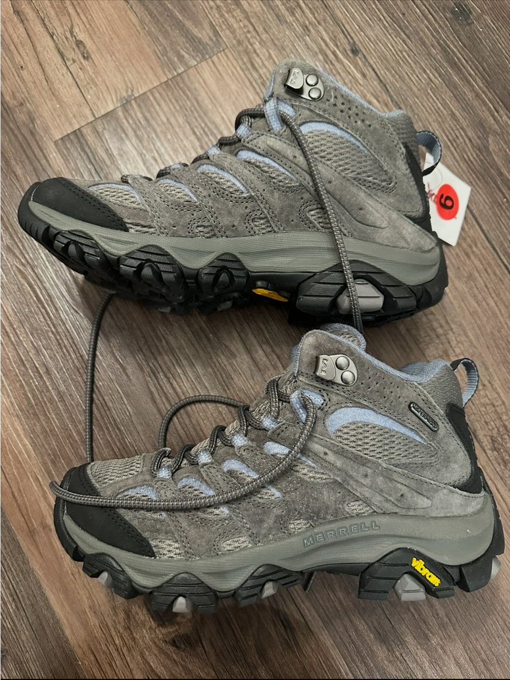 Merrell hiking boots - Picture 2 of 5